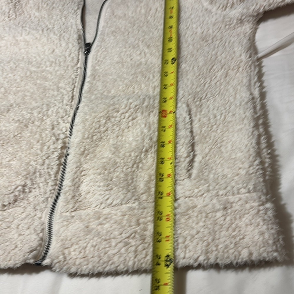 Teddy Sherpa Cream Full Zip Jacket size medium - Picture 5 of 10